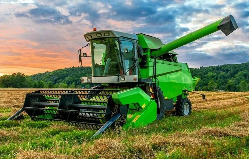 Jak wybrać idealny kombajn do 30 tys złotych? Przewodnik dla rolników
