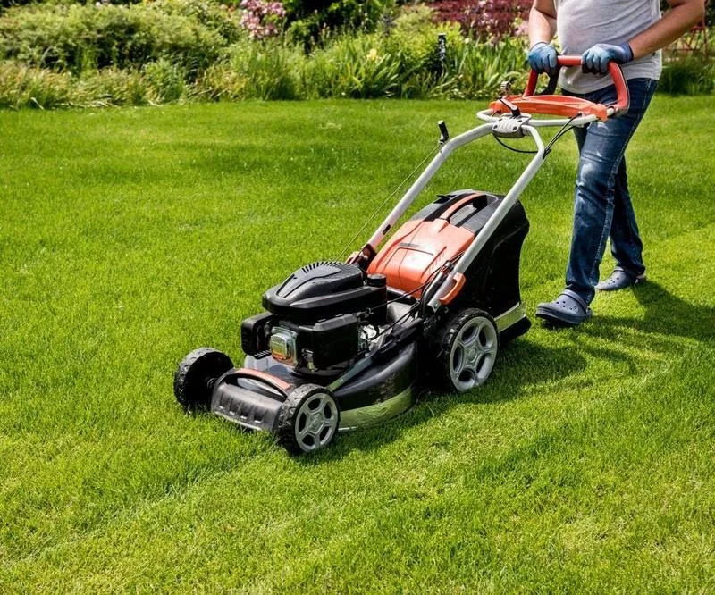 Bezpieczne koszenie mokrej trawy